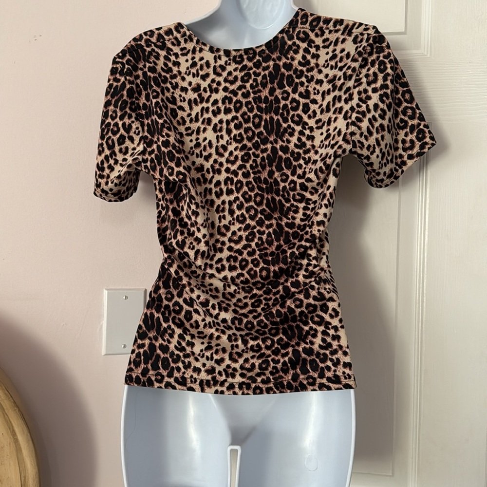 Leopard Top - Picture 2 of 3